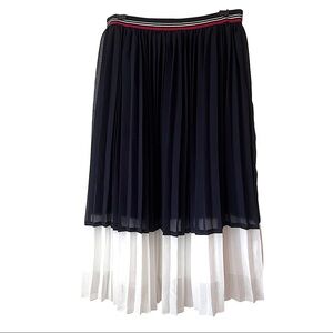 3/$20 💥 Tommy Hilfiger A-Line‎ Pleated Skirt Preppy Classic Academia Teacher XS